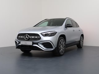 Mercedes-Benz GLA 250 e 140 Years Edition | 20"LM velgen | AMG line | Multibeam led | Cruise Cotrol | Panoramaschuifdak |