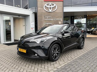Toyota C-HR 1.8 Hybrid Dynamic CAMERA ADAPTIVE CRUISE KEYLESS