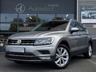 Volkswagen Tiguan 2.0 TSI 4Motion Highline Navi | Trekhaak | 180PK
