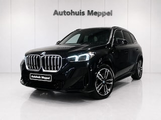BMW X1 xDrive23i M-Sport*Head-Up*Pano*H/KSound*Driving-Pro*Carplay-AndroidAuto