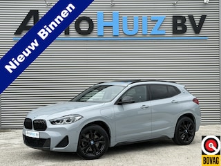 BMW X2 xDrive25e M Sport Panoramadak 19 Inch Achteruitrijcamera Carplay DAB Stuurwielverwarming Harman-Kardon Sound-systeem