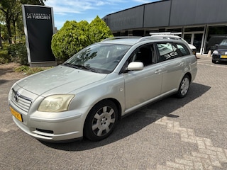 Toyota Avensis 1.8 VVTI LINEA TERRA / EXPORT / AIRCO / 5 DEURD / USB / NAP