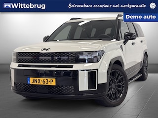 Hyundai Santa Fe 1.6 T-GDI PHEV XRT OFF ROAD Black Line 4WD 7p. Plug-In Hybride automaat met Black Pack Wrap, 20 inch All Terrain banden, Lederen bekleding en 360 graden Camera