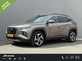 Hyundai Tucson 1.6 T-GDI PHEV Comfort Smart 4WD / Adaptief Cruise Control / Navigatie / Achteruitrijcamera / Apple Carplay & Android Auto / Stoel & Stuurverwarming / 19" LM Velgen / Elektrische Achterklep /