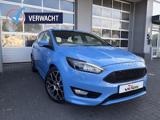 Ford Focus Wagon 1.0 TITANUIM ST LINE/RS BLAUW/ XENON / GAVE UNIEKE UITVOERING!