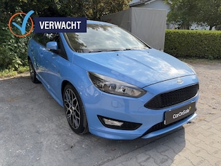 Ford Focus Wagon 1.0 TITANUIM ST LINE/RS BLAUW/ XENON / GAVE UNIEKE UITVOERING!
