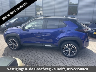 Toyota Yaris Cross 1.5 Hybrid 130 Executive | HUD | Parkeersensoren | Stuur & Stoel Verwarming | Navigatie | BSM