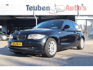 BMW 118i Business Line Style | Climate control | Cruise control | Sportstoelen | Zie foto's!