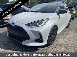 Toyota Yaris 1.5 Hybrid Executive | Stoelverwarming | Navigatie | Parkeersenoren | Apple Carplay/Android Auto