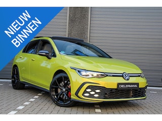 Volkswagen Golf 1.4 eHybrid GTE | Pano | Vol Leder | Head up | IQ | Elektr. trekhaak | Black Style | 19' Estoril | LED verstralers onderbumper | Uniek > Letterlijk full option | Yellow metallic