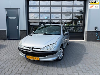 Peugeot 206 1.4 One-line airco 5 deurs