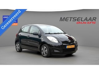 Toyota Yaris 1.0 VVTi Cool