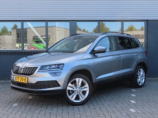 Skoda Karoq 1.0 TSI Style DSG | Elektrische verstelbare stoel met geheugen | stoelverwarming | camera | adaptive cruise