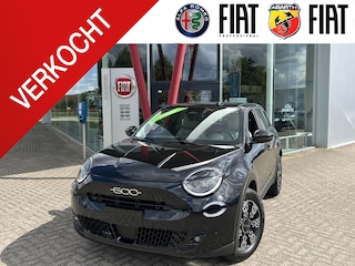 Fiat 600 1.2 Hybrid Icon | 8 Jaar garantie | Camera | Stoelverwarming | Navi | All season banden