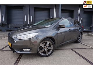 Ford Focus Wagon 1.0 Titanium