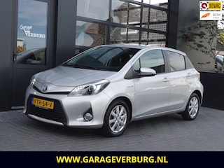 Toyota Yaris 1.5 Full Hybrid Dynamic (Navi,Camera,Cruise,Keyless) -- 72.538 Km --