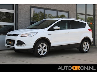 Ford Kuga 1.5 150 PkTitanium Nwe Distributieriem Trekhaak