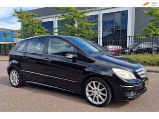 Mercedes-Benz B-klasse 150 AUTOMAAT CRUISE TREKHAAK 2 X SLEUTELS LEDER