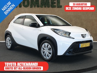 Toyota Aygo 1.0 VVT-i MT Play - ORIGINEEL NEDERLANDSE AUTO - AFKOMSTIG VAN 1E EIGENAAR - AIRCO - APPLE CARPLAY/ ANDROID AUTO - CAMERA - DAB AUDIO -