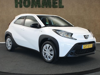 Toyota Aygo 1.0 VVT-i MT Play - ORIGINEEL NEDERLANDSE AUTO - AFKOMSTIG VAN 1E EIGENAAR - AIRCO - APPLE CARPLAY/ ANDROID AUTO - CAMERA - DAB AUDIO -