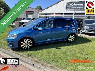 Volkswagen Touran 1.8 TSI R-Line 7pers. PANO / LED / TREKHAAK
