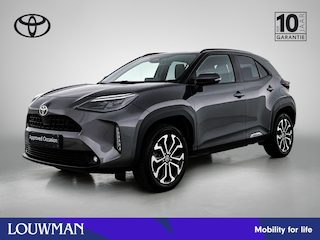 Toyota Yaris Cross 1.5 Hybrid 115 First Edition + | BTW voertuig | Parkeersensoren voor+achter | Stoel+Stuurverwarming | Draadloze telefoonlader | Navigatie | Apple CarPlay/Android Auto | Cruise Control Adaptive |