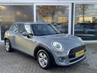 Mini Mini 1.5 Chili Harman Kardon / PDC Achter / Navi / Cruise / LED