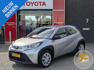 Toyota Aygo Play NL-AUTO 100% DEALER OH METALLIC AIRCO ANDROID/APPLE CRUISE CONTROL