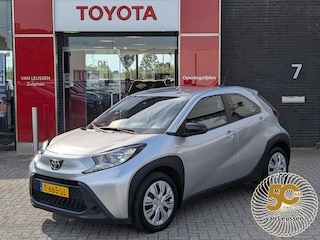 Toyota Aygo Play NL-AUTO 100% DEALER OH METALLIC AIRCO ANDROID/APPLE CRUISE CONTROL
