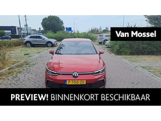 Volkswagen Golf 1.5 eTSI R-Line Business 150 PK| Dealeronderhouden | Navigatie | Harman Kardon High End Audio | Stoelverwarming | Stuurwielverwarming | Parkeersensoren | 18 Inch Velgen