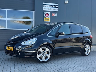 Ford S-MAX 1.6 EcoBoost 160pk Titanium | Navi | Trekhaak | 18 inch | Bluetooth | PDC | Cruise | Clima | Winterpack | 3x Isofix