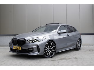BMW 118i Executive | M-Sport | Pano | Keyless | Stoel/stuurverwarming |