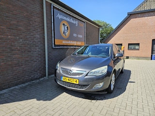 Opel Astra 1.6 Cosmo (automaat probleem)
