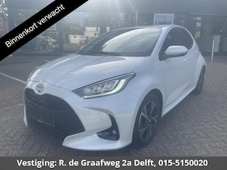 Toyota Yaris 1.5 Hybrid 115 Dynamic | Stuur & Stoel Verwarming | Parkeersensoren | Adaptieve Cruise Control | BSM