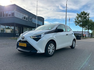 Toyota Aygo 1.0 VVT-i x-fun SCHADE