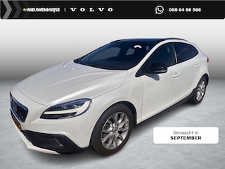 Volvo V40 1.5 T3 Polar+ Luxury | Panoramadak | Harman Kardon Audio | Achteruitrijcamera | Parkeersensoren | LED Koplampen | Stoelverwarming | Keyless Entry | Navigatie | DAB