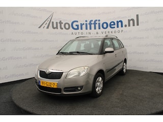 Skoda Fabia Combi 1.4-16V Ambiente nette stationcar met nieuwe APK bij aflevering