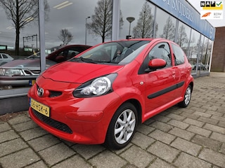 Toyota Aygo 1.0-12V + Limited Edition - Carplay - 1e eigenaar