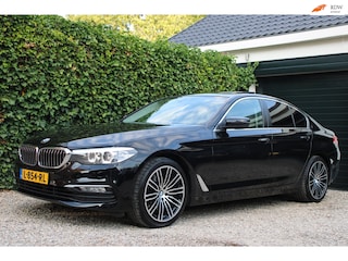 BMW 530i High Executive | Schuif- kanteldak | Dealeronderhouden | Sfeerverlichting