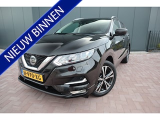Nissan Qashqai 1.3 DIG-T N-Connecta Panoramadak Stoelverwarming Camera Navigatie Etc. Etc.