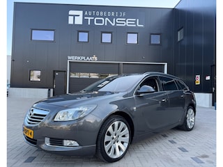 Opel Insignia Sports Tourer 2.8 V6 T Cosmo 4x4 260PK / Trekhaak / Leder / Navigatie / 19" Inch LMV