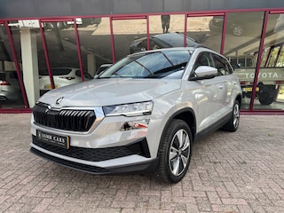 Skoda Karoq 1.5 TSI ACT Business Edition | Carplay | Camera | Cruise | Stoel/Stuurverw. | LED |