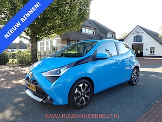 Toyota Aygo 1.0 VVT-i / CAMERA / CRUISE / OPEN VOUW DAK