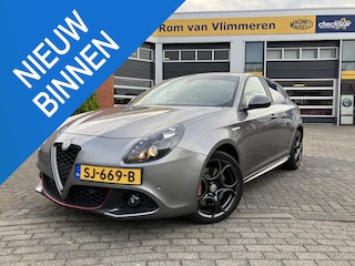 Alfa Romeo Giulietta 1.4 Turbo MultiAir Super | Rood lederen bekleding | Grigio Magnesio | Trekhaak |