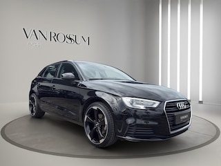 Audi A3 Sportback 30 TFSI | Navi | Airco (automatisch) | Parksenors V+A | 19" Velg | Cruise Control |