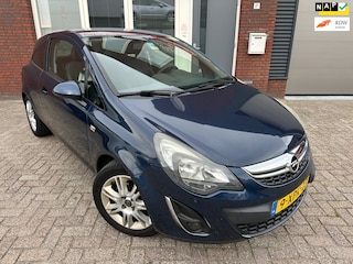 Opel Corsa 1.2-16V BlitZ / Navi / PDC / Cruise / Stoelverw / NAP / Airco / Stuurverw / LM