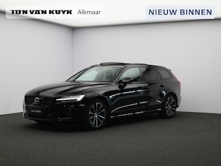 Volvo V60 2.0 T8 Plug-in hybrid AWD Plus Dark Trekhaak / Stoelverwarming / 360 camera / Parkeersensoren / Panorama dak / 455PK / Sportstoelen /