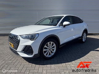 Audi Q3 35 TFSI S edition | Stoelverwarming | Navigatie |