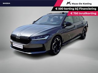 Skoda Superb Combi 1.5TSI 150kW/204PK PHEV Sportline DSG · Panoramadak · Apple/Android Car Play · Camera ·  Leder/Alcantara · Trekhaak ·