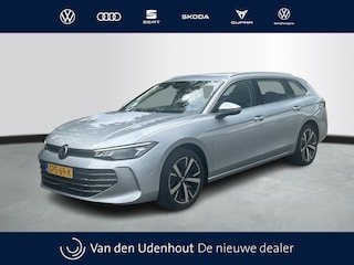 Volkswagen Passat Variant 1.5 eTSI 150pk Business Navigatie Trekhaak